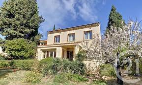 NID DE FRELONS 13013