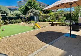 nids de guêpes 13013